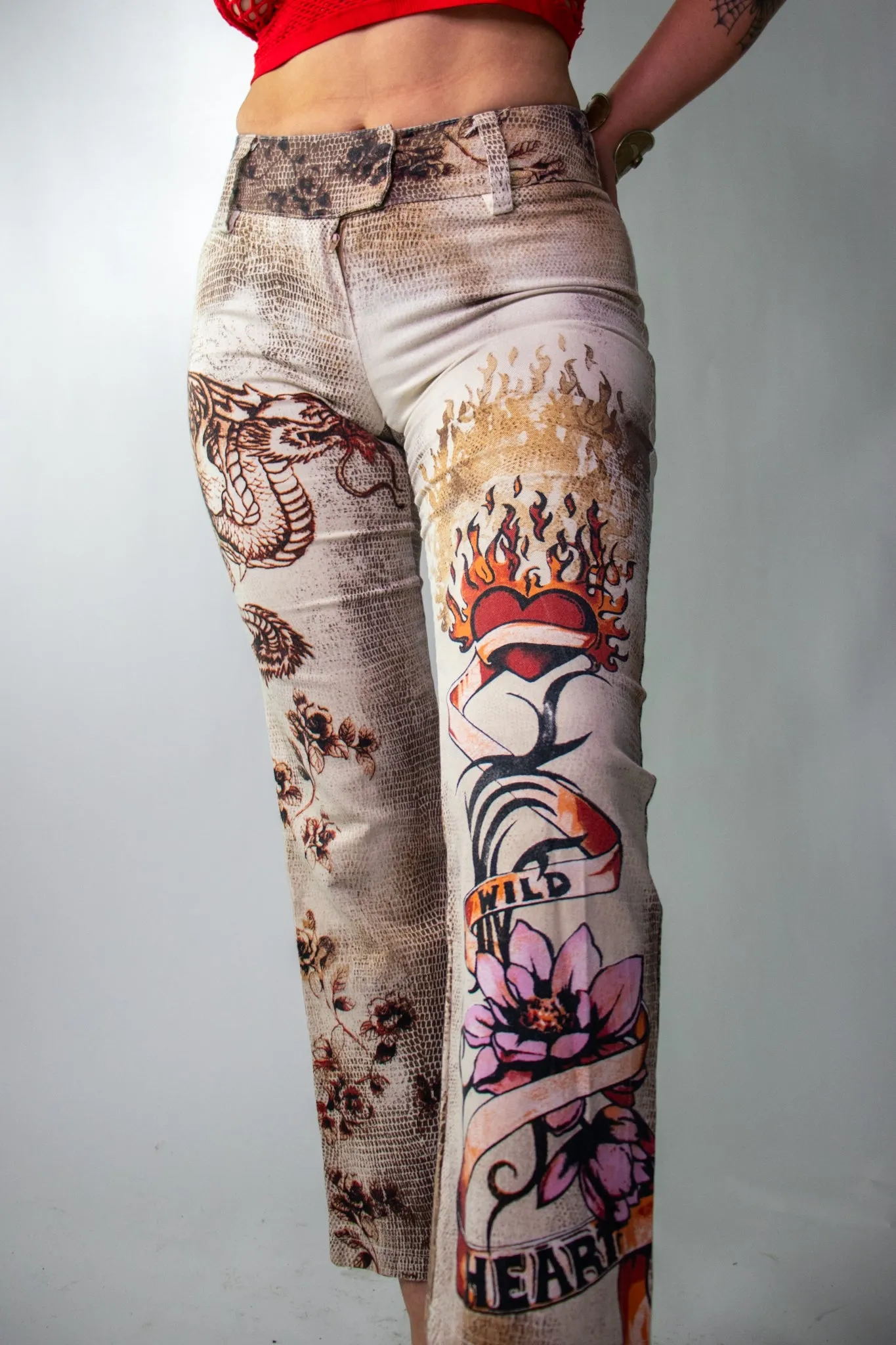 90s Tattoo Cropped Flares