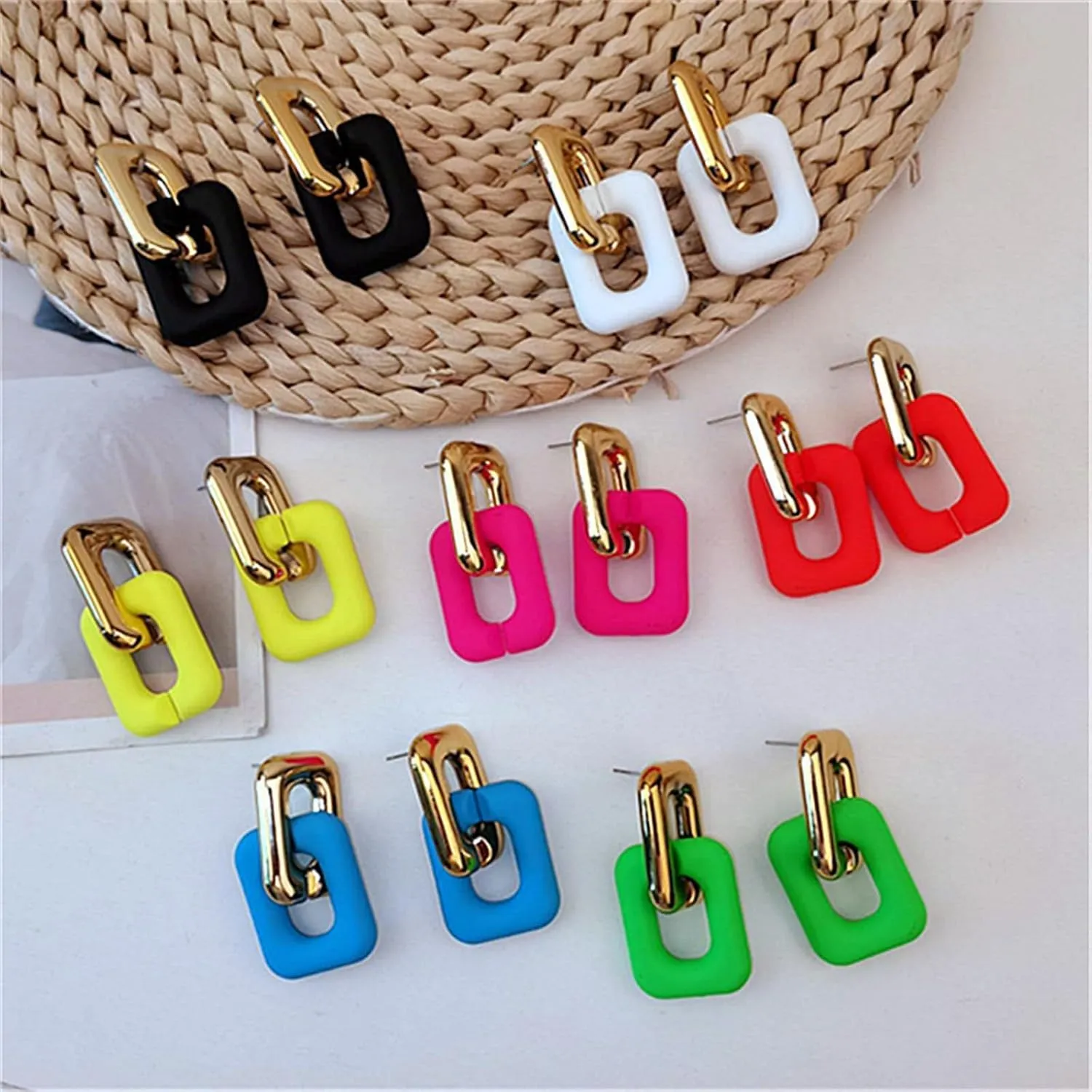 Acrylic Geometric Earrings Hoop Gold Dangle Earrings for Women Pink Red Square Huggie Earrings White Yellow Blue Square Drop Earrings Jewelry Gifts