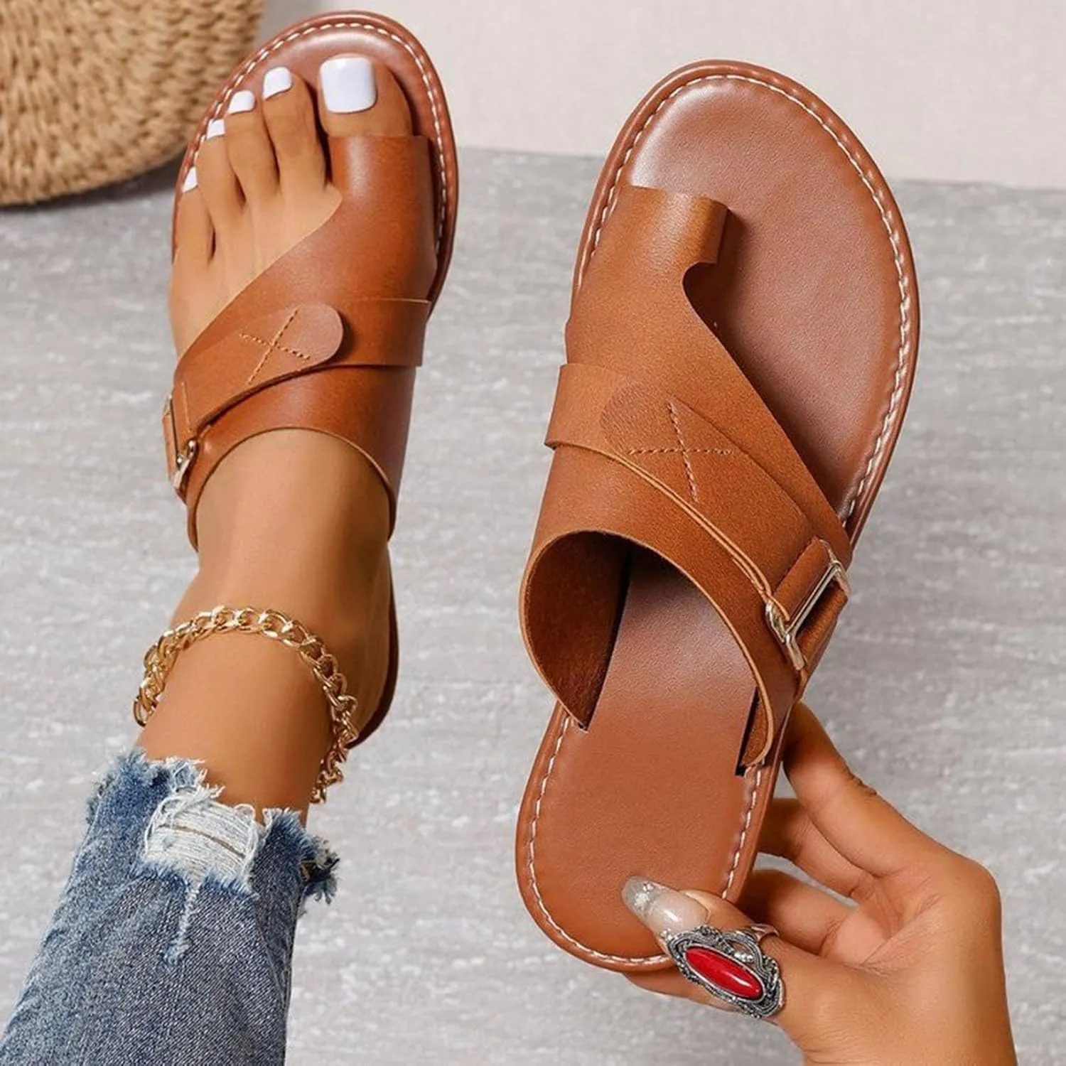 Cathalem Sandals for Women 2024 Lightweight Orthopedic Sandals Ring Loop Strap Flip Flops Flat Leather Sandals Women