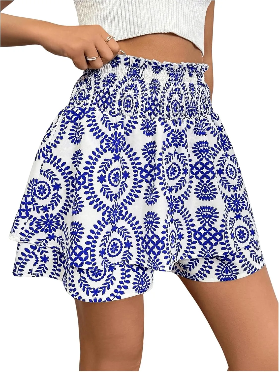 Floerns Women's All Over Print Paperbag Waist Tie Front Shirred Boho Skorts