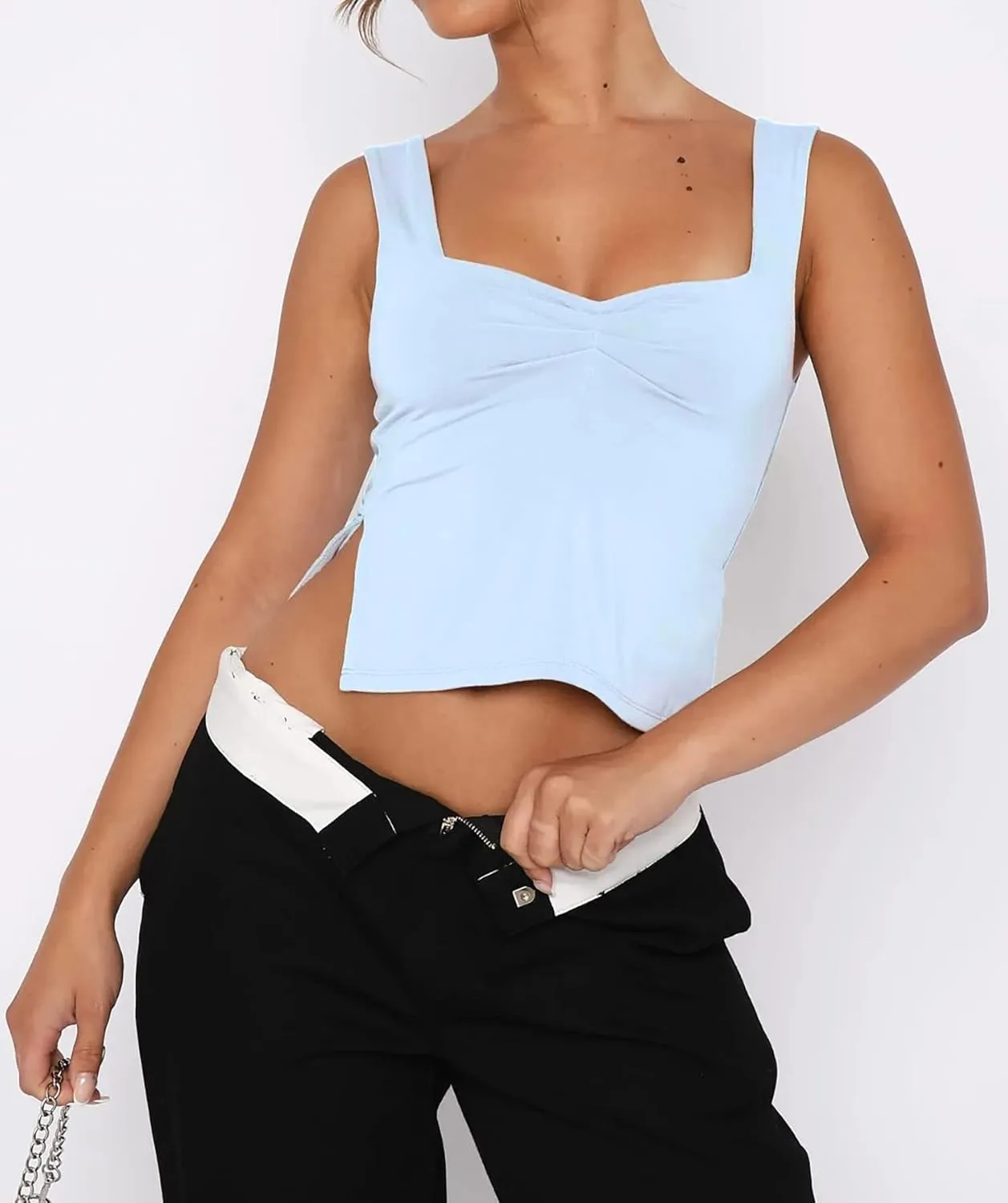 ForeFair Women Sleeveless Backless Crop Tank Top Summer Going Out Outfits Cute Pleated Sweetheart Neck Strappy Y2K Slits Tops