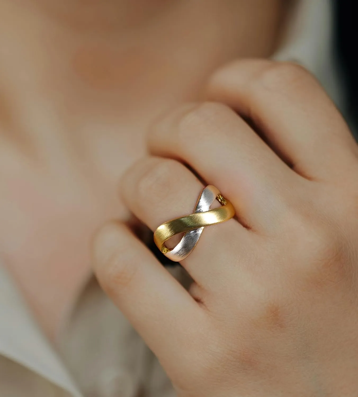 Gold Cross Rings for Women, Fashion Two Tone 14K Gold Plated Chunky Statement Band Rings Metal Rings Cocktail Costume Jewelry for Her