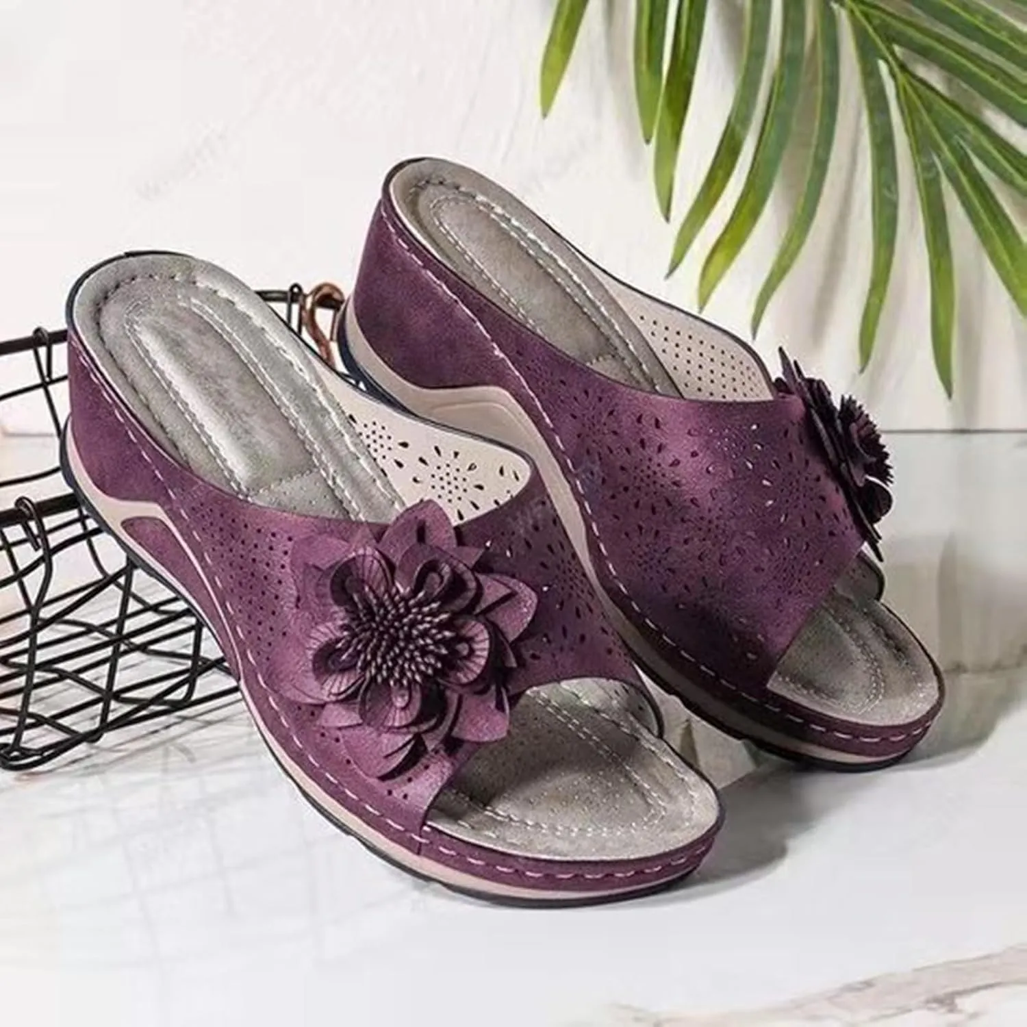 Ladmiple Sandals Women Dressy Summer Flat Comfortable Orthopedic Sandals Arch Support Orthotic Flip Flops Cute Walking Slides