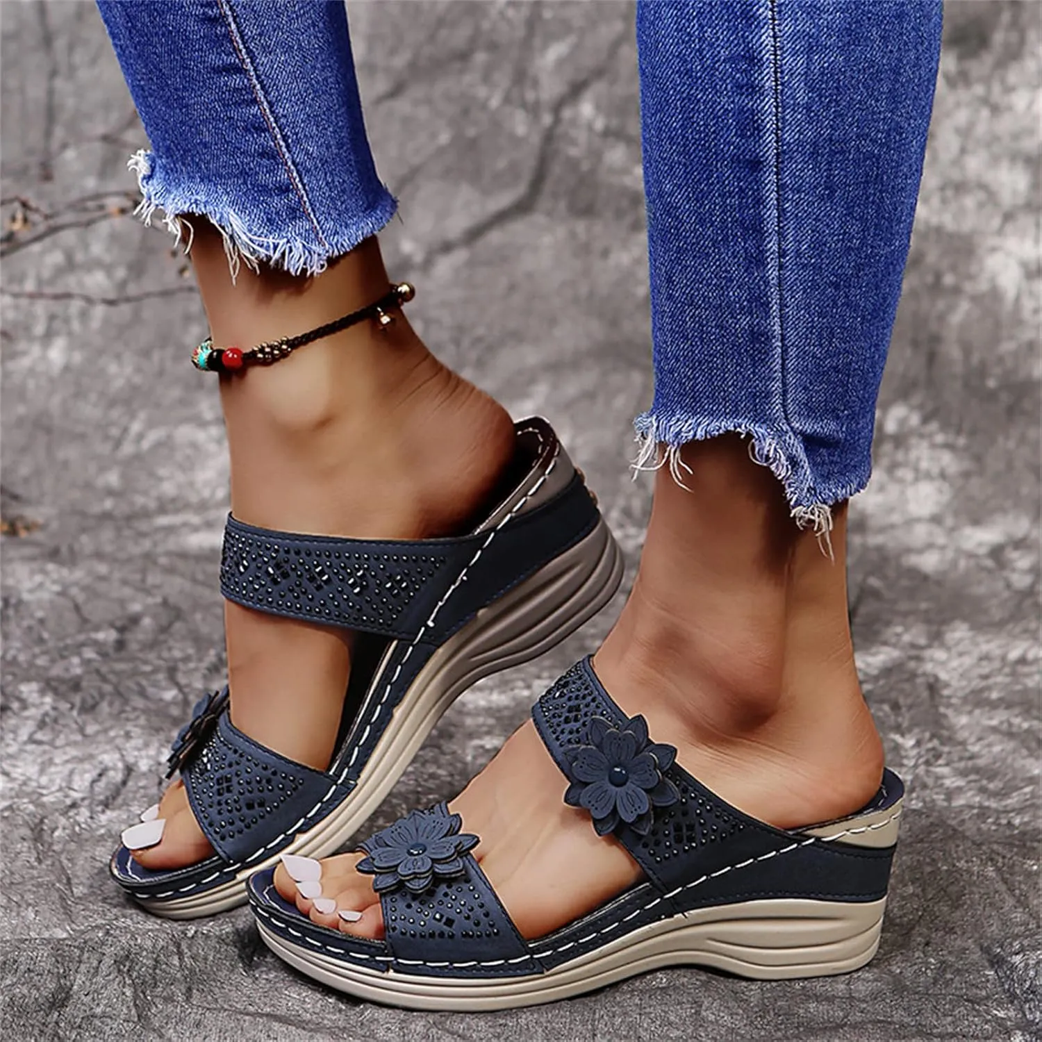 Ladmiple Womens Sandals Comfortable Causal Summer Flip Flops Arch Support Beach Roman Open Toe Orthopedic Wedge Sandal