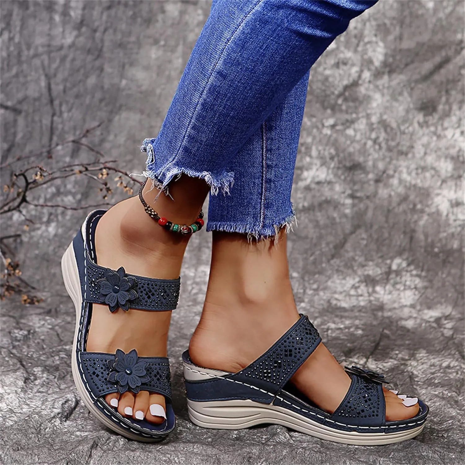 Ladmiple Womens Sandals Comfortable Causal Summer Flip Flops Arch Support Beach Roman Open Toe Orthopedic Wedge Sandal