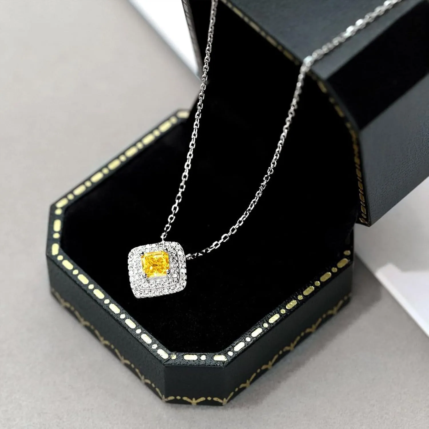 Moissanite Double Halo Necklace for Women 925 Sterling Silver 5mm 1CT Diamond Choker Necklaces Princess Cut Solitaire CZ Simulated Diamond Necklace Birthday Gift for Women Girls, 18'' (with Gift Box)