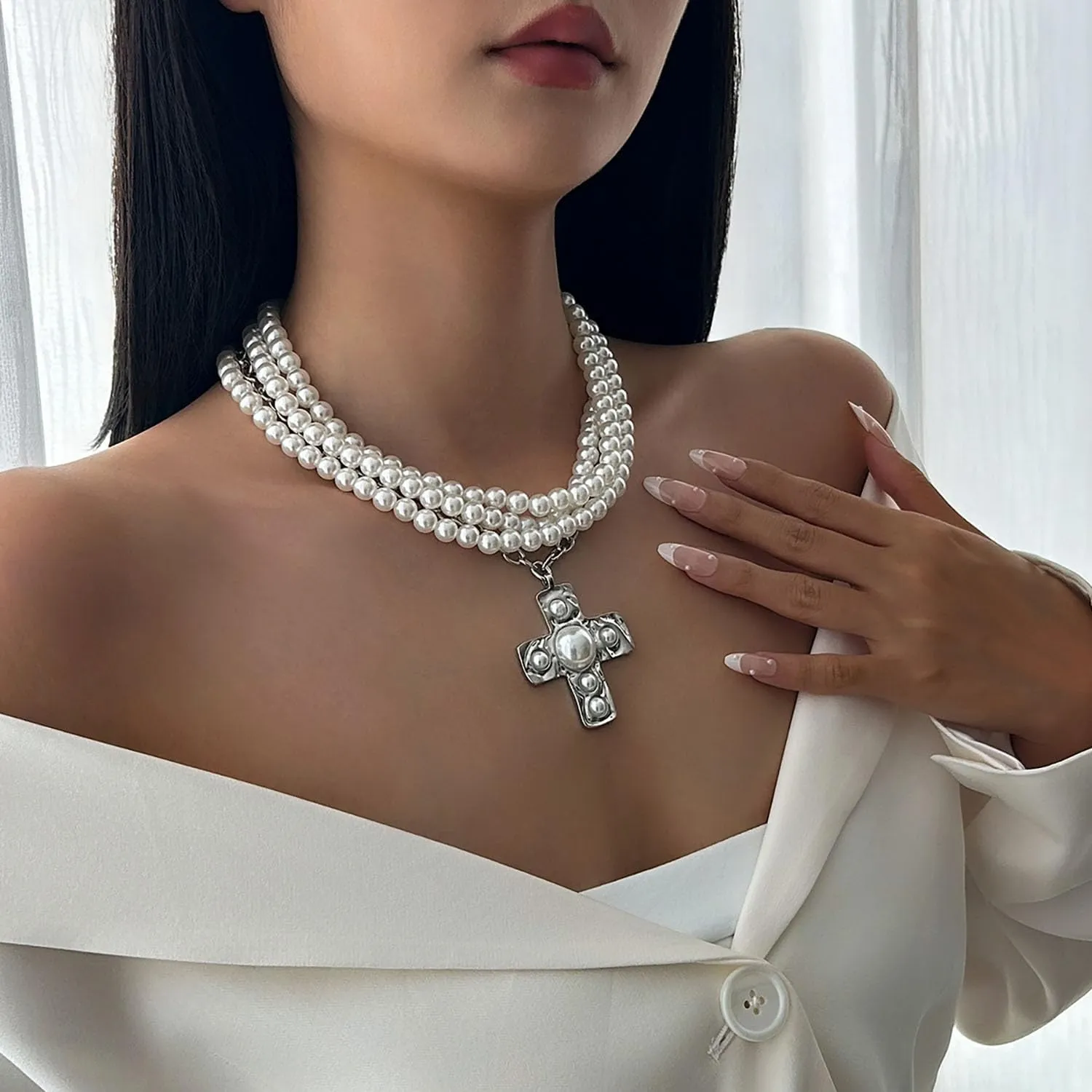 Pearl Cross Necklace for Women Chunky Layered Pearl Necklace Big Cross Pendants Necklaces Gothic cross Necklaces Punk Vintage Jewelry Women