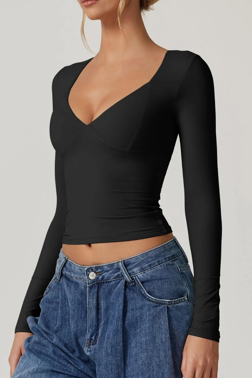 QINSEN Women's Long Sleeve V Neck T Shirts Double Lined Crop Top Seamed Cup Going Out Tops