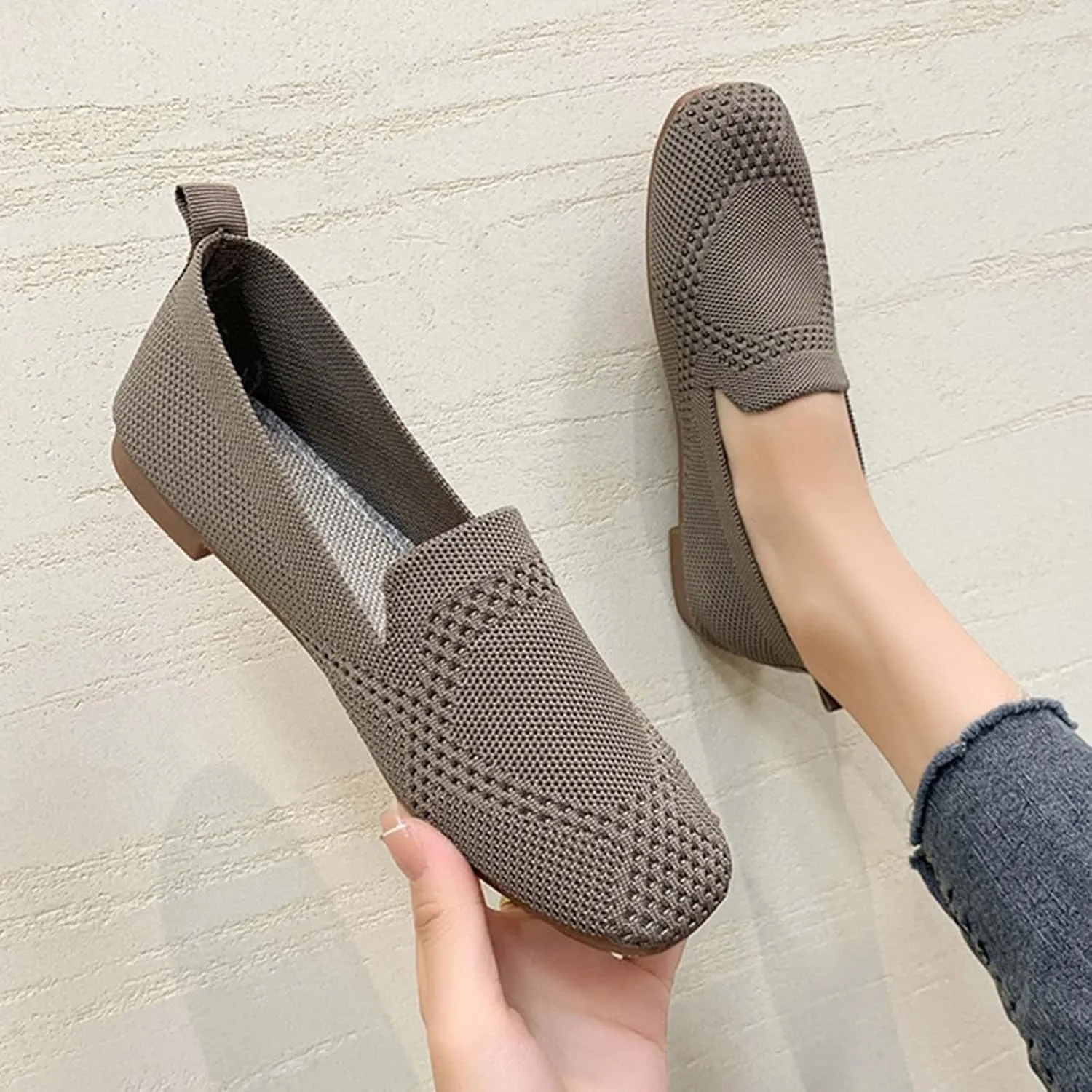 Shoes for Women 2023 Summer Fashion Square Toe Closed Toe Weave Breathable Mesh Slip on Sandals Lightweight Comfortable Ladies Walking Shoes