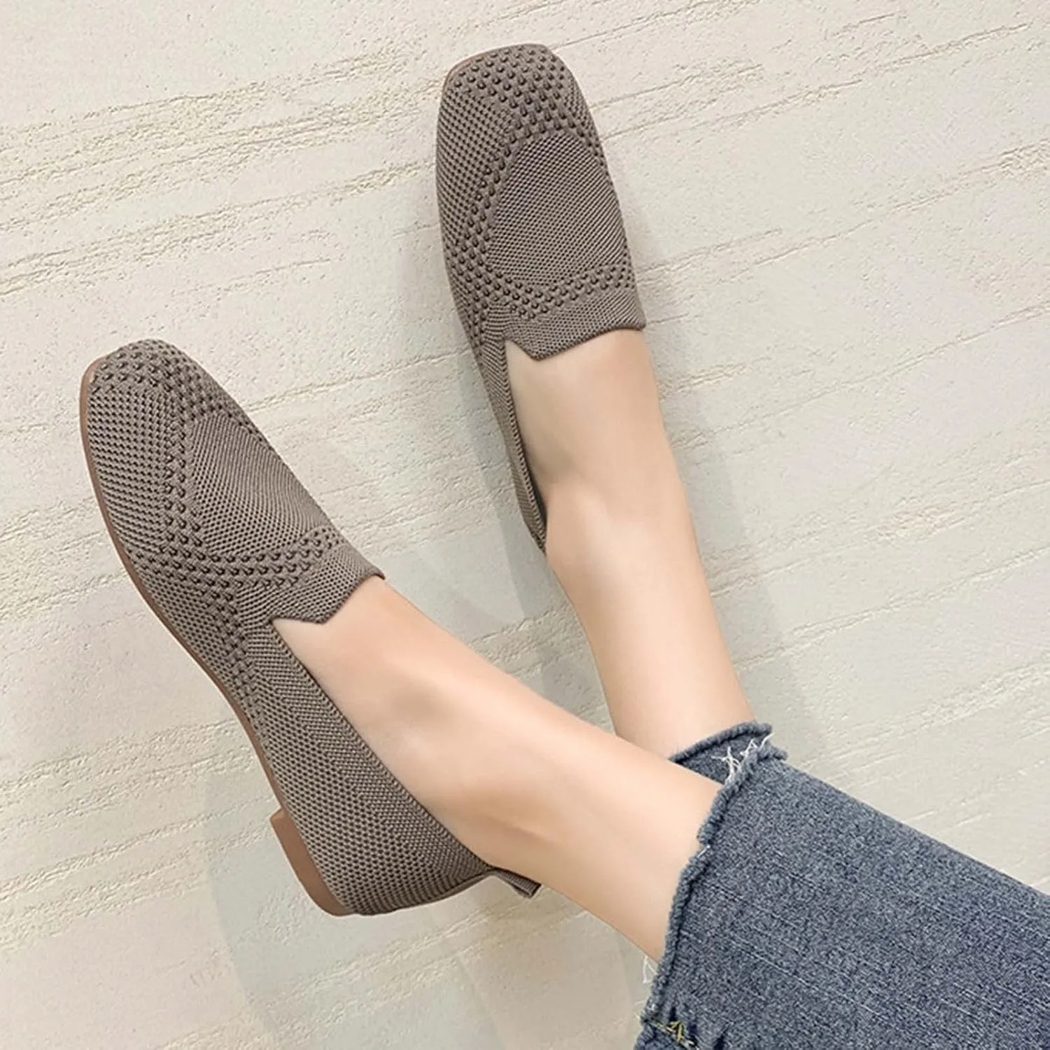 Shoes for Women 2023 Summer Fashion Square Toe Closed Toe Weave Breathable Mesh Slip on Sandals Lightweight Comfortable Ladies Walking Shoes