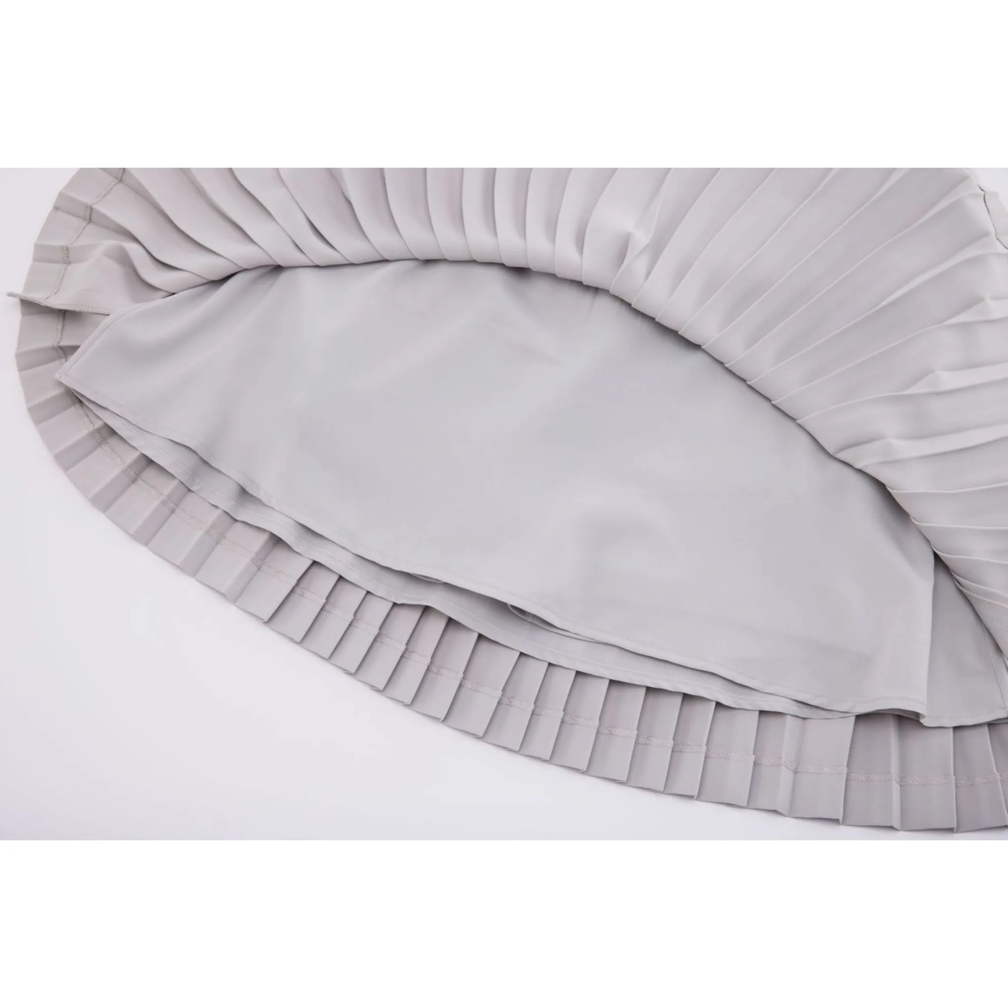 SILK TWIST FLARE PLEATS SKIRT