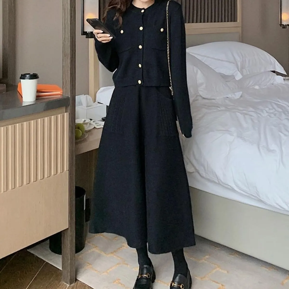 Womens Knit Midi Skirt with Pockets Elastic High Waist Pleated Skirt Fall Winter Long A Line Skirt