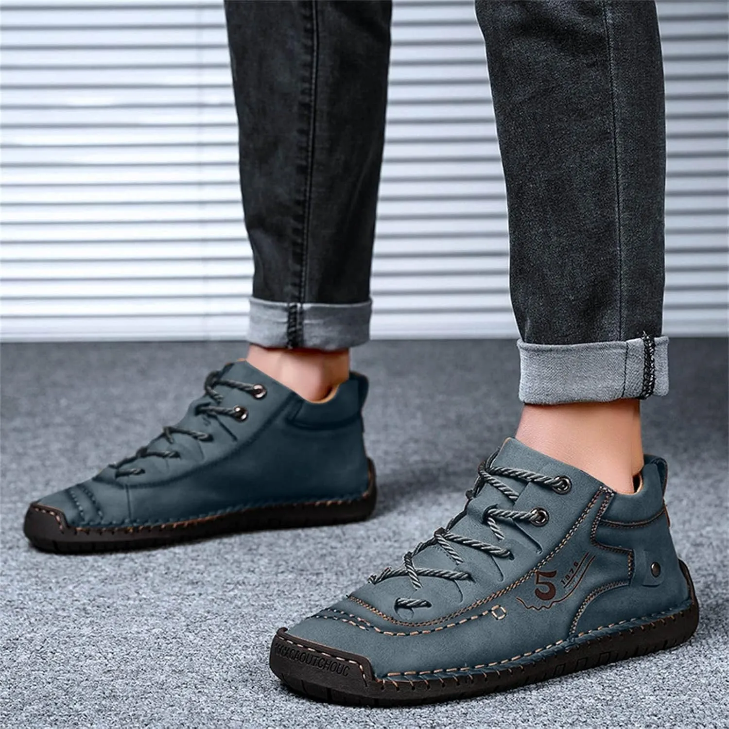 Women's Lace Up Ankle Booties Suede Rubber Sole Running Shoes Low Top Breathable Walking Shoes Lightweight Casual Sneaker