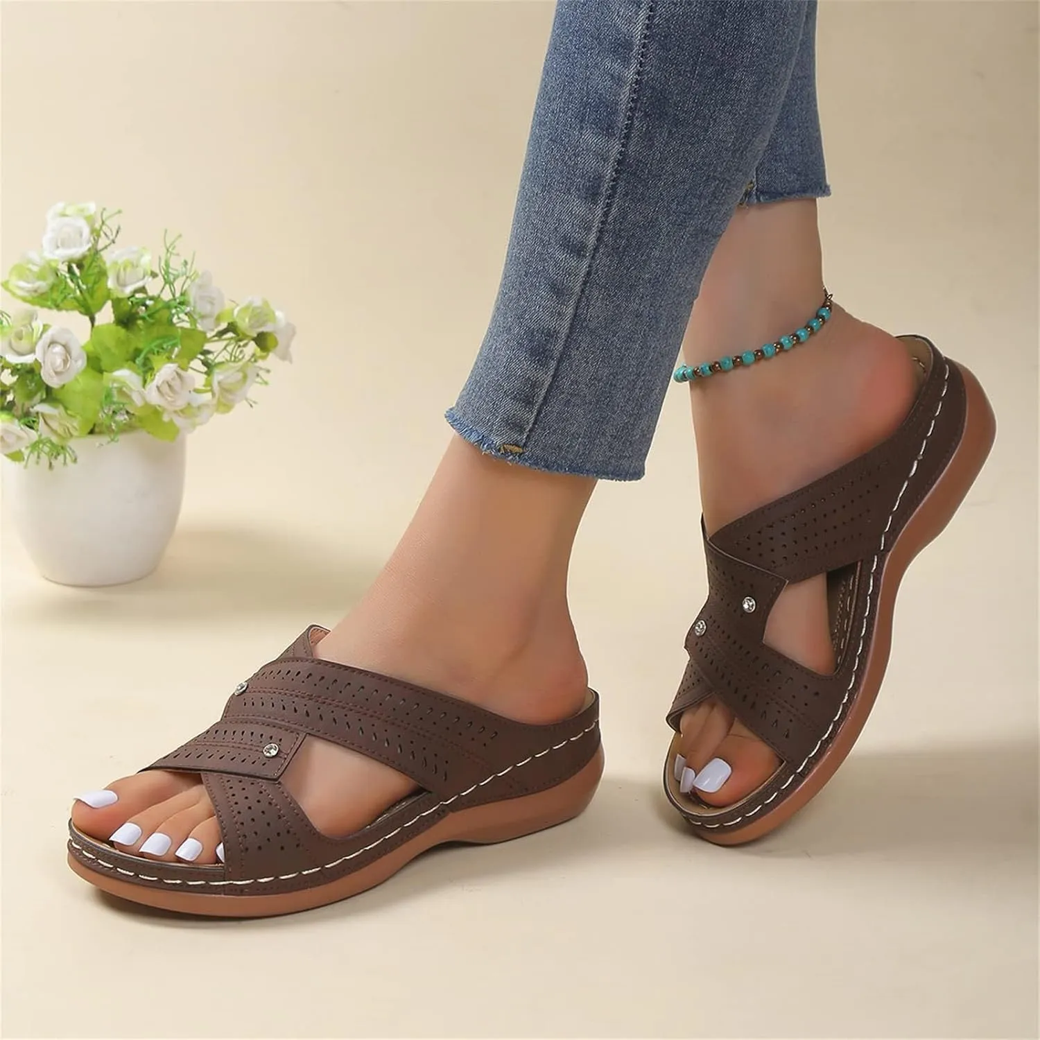 Women's Slippers Sandals for Women 2025 Comfortable Open Toe Shoes Cross Round Head Casual Plus Size High Heel Hollow Wedge Slippers