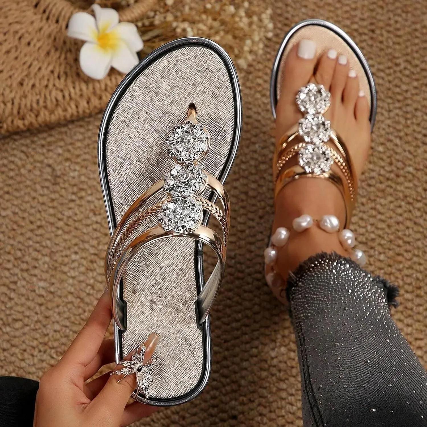 Womens Summer Sandals 2025 Flats Slip on Thong Flip Flops Rhinestone Elegant Breathable Casual Beach Open Toe Dressy Stylish Outdoor Walking Lightweight Comfortable Flip Flop