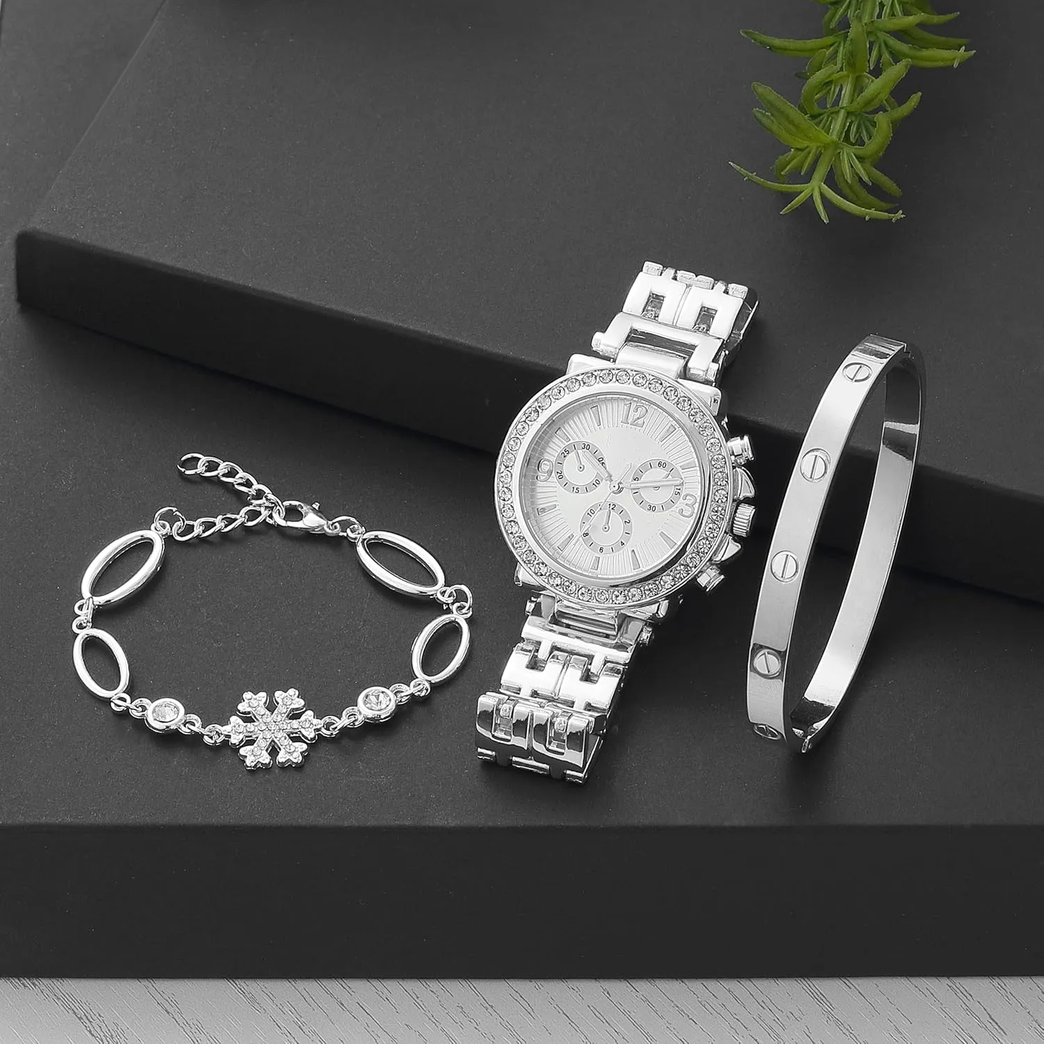 Women's Watch with Gold Bracelet Set, Gold Watches for Women, Gold Bracelets for Women, Womens Fashion Accessories, Dainty Women Watch, Gold Bangles for Women, Birthday Gifts for Mom